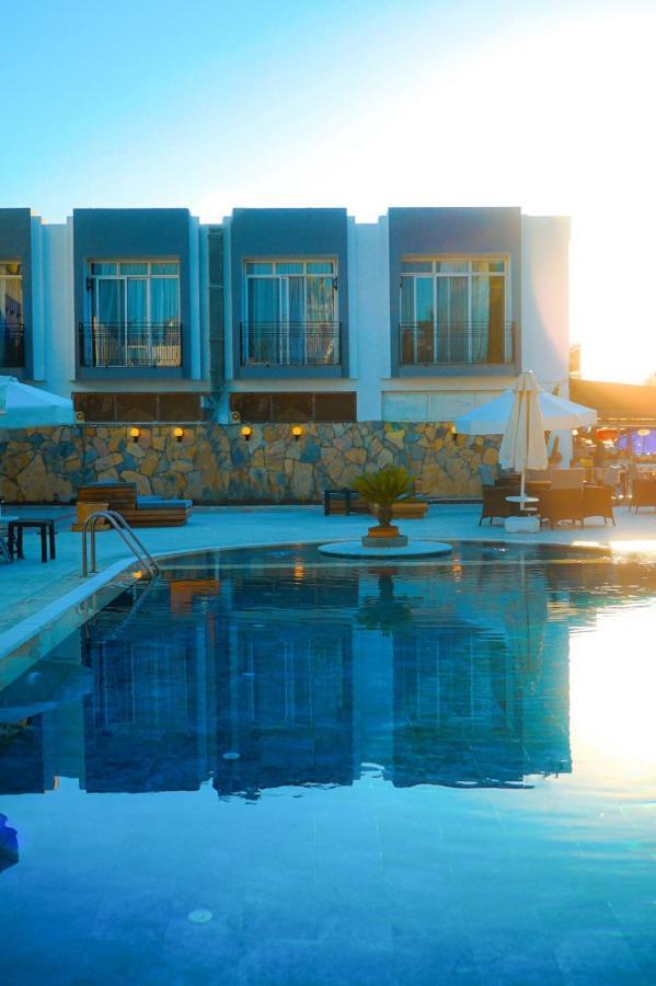 Tangiers Ex Marina Bay Отель *